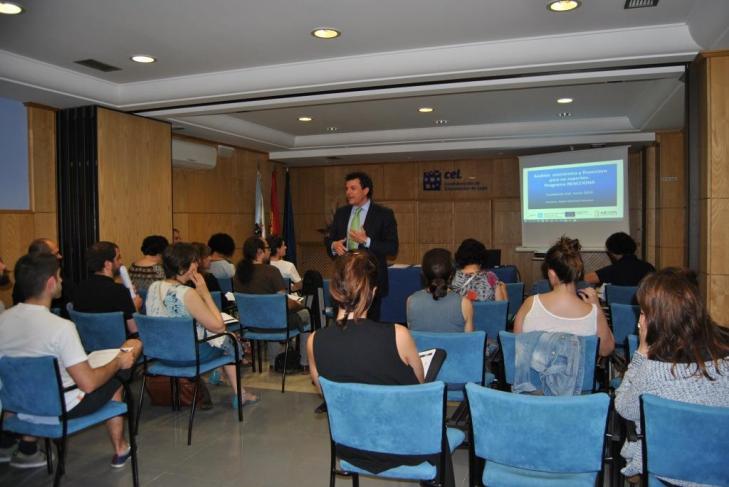 empresarios-y-emprendedores-de-lugo-se-acercan-al-analisis-economico-financiero-y-a-herramientas-del-programa-re-acciona