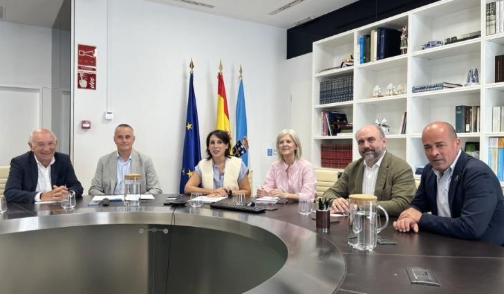 lorenzana-destaca-el-papel-de-las-confederaciones-empresariales-gallegas-en-la-defensa-de-los-intereses-de-pymes-y-autonomos